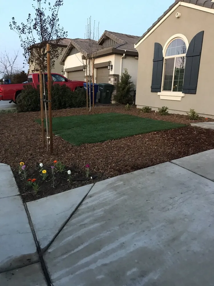Top-rated lawn mowing service experts serving Hanford, CA - Carrillos Gardening Service