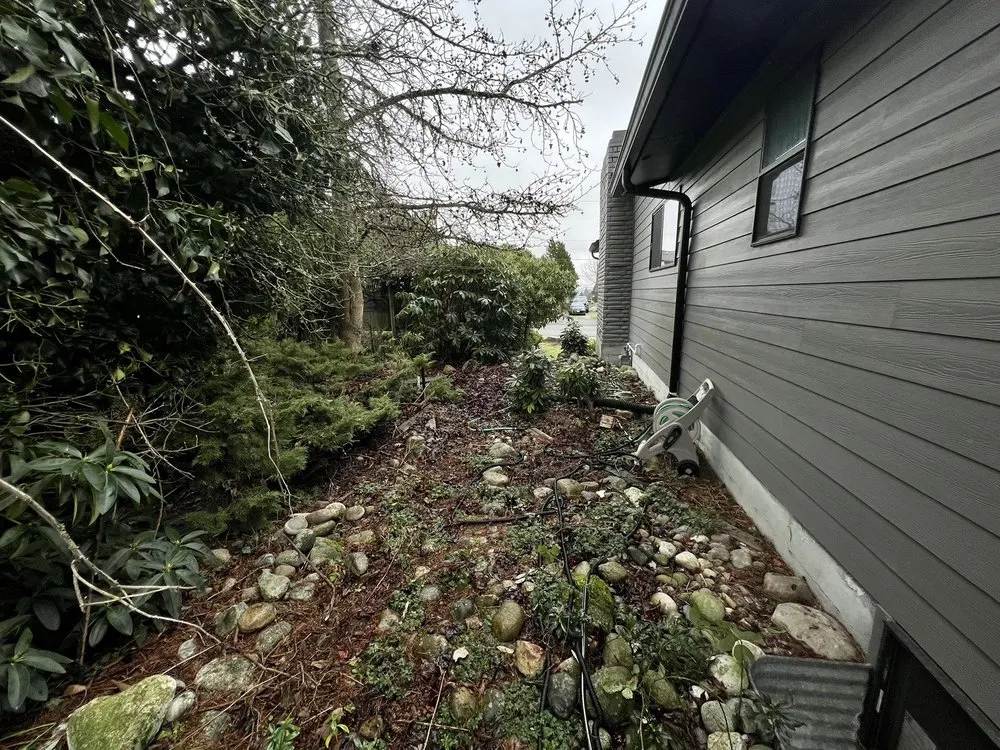 Custom yard maintenance for residential properties in Shelton, WA by Carrillo's Landscaping