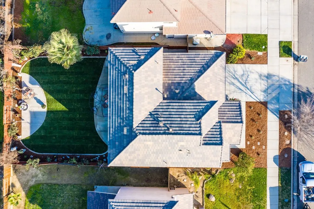 Expert yard maintenance in Visalia, CA - Carrillo's