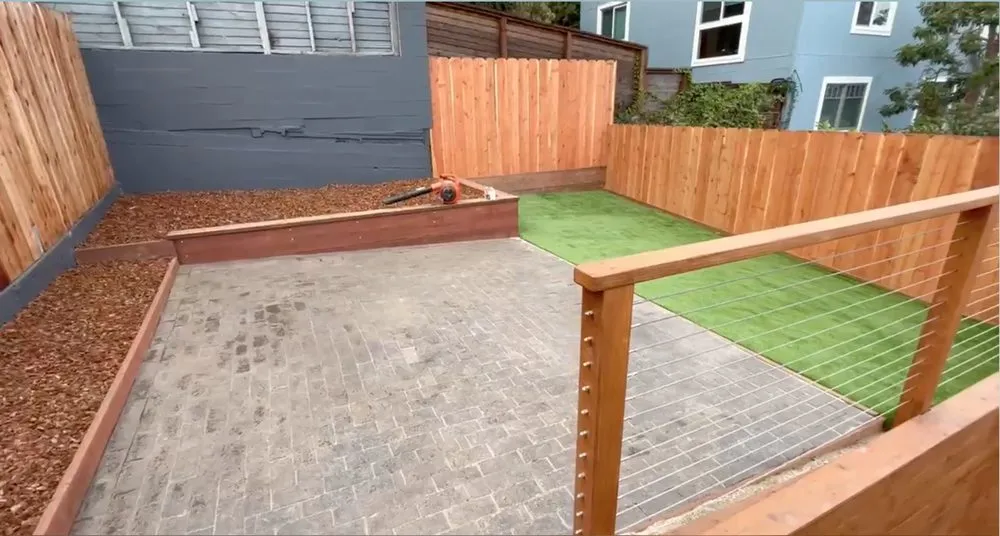 Reliable lawn mowing service in Richmond, CA - Carrisalinc General Contractor