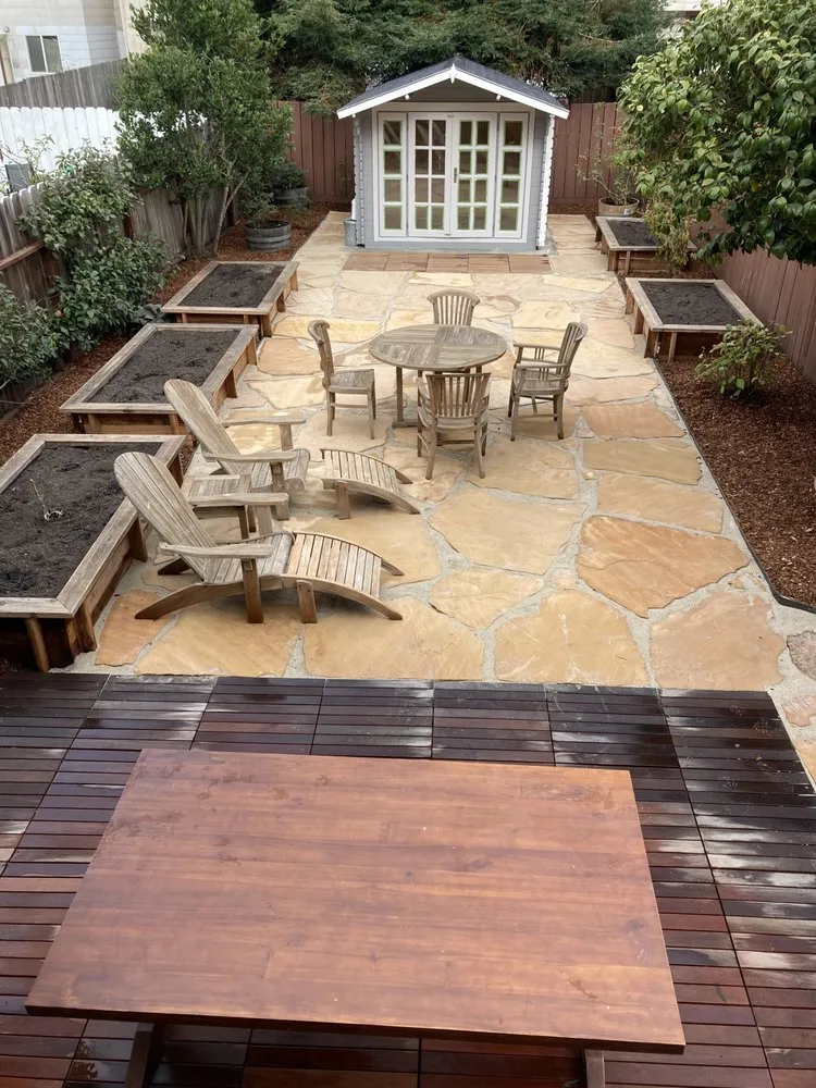 Reliable landscaping services for year-round maintenance in Richmond, CA by Carrisalinc General Contractor