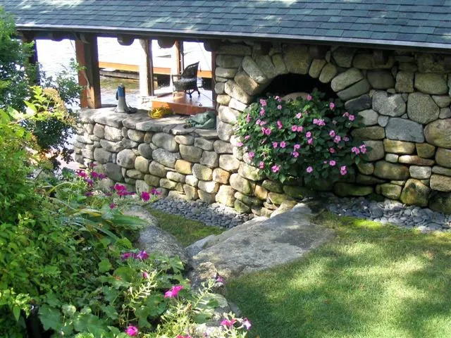 Top-rated yard maintenance for beautiful yards across Wolfeboro, NH - Carroll County Landscape