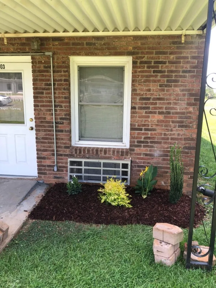 Custom yard cleanup service with custom design in Spartanburg, SC by Carrolls