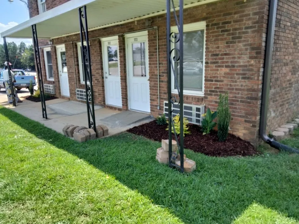 Expert outdoor landscaping in Spartanburg, SC - Carrolls