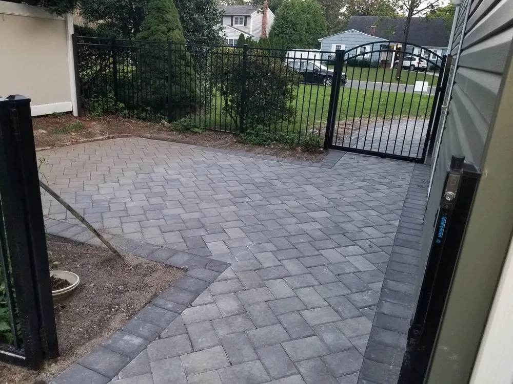 Trusted landscaping services experts serving Huntington Station, NY - Carry Landscaping Design & Masonry