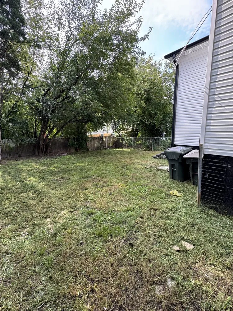 Trusted lawn care service with custom design across McConnells, SC - Car’s Custom Lawn Care