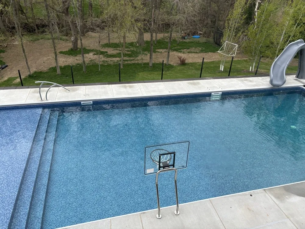 Professional garden landscaping in Valley, NE by Carson Outdoor Living