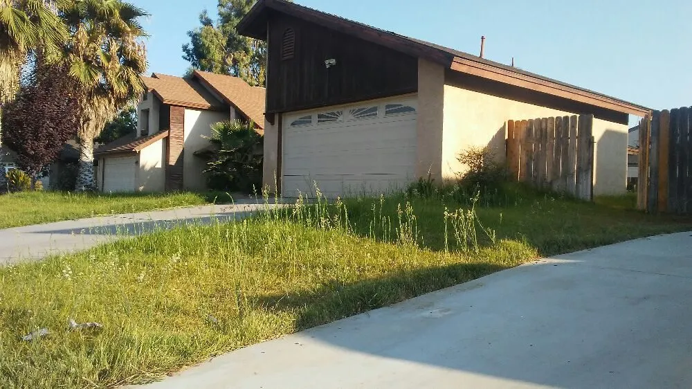 Local landscaping services in Bakersfield, CA by Carson's Gardening