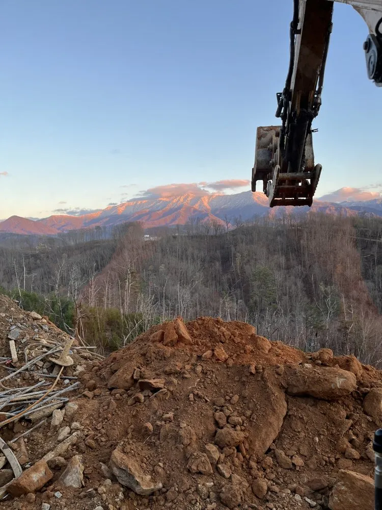 Custom outdoor landscaping in Greeneville, TN by Carter and Sons