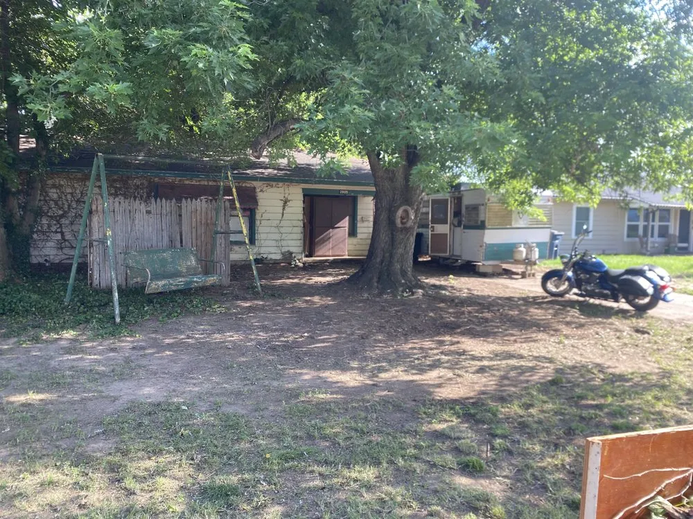 Affordable landscape design in Douglas, OK - Carter Bros Lawn