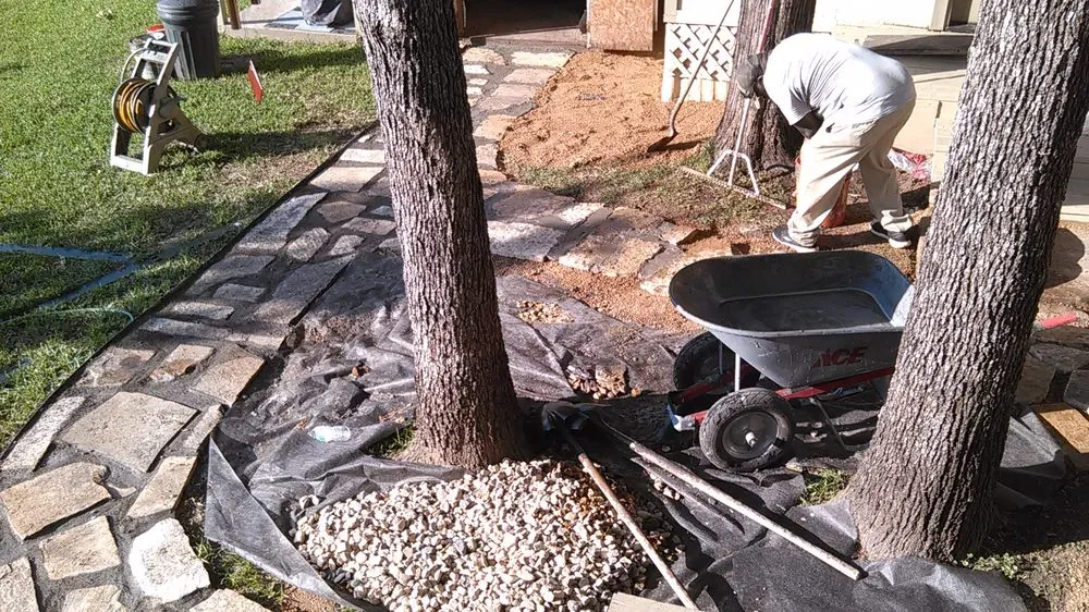 Reliable lawn mowing service experts serving Athens, TX - Carter Cleanouts