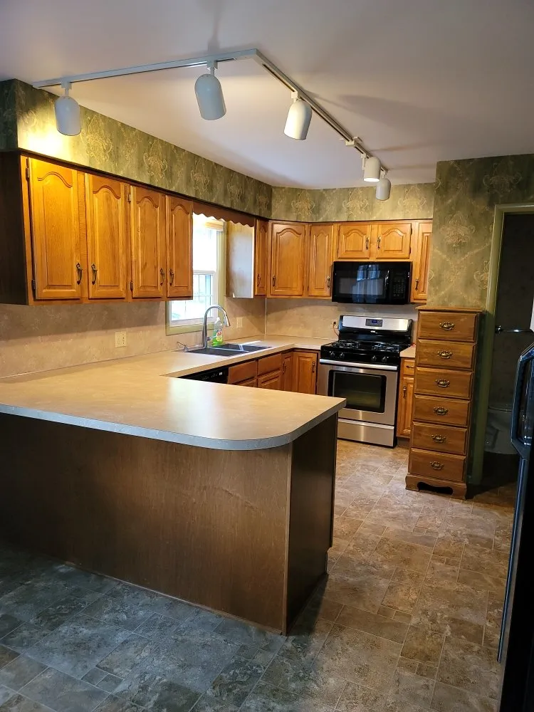 Top-rated yard cleanup service for year-round maintenance across Grand Rapids, MI - Carter Cleanup