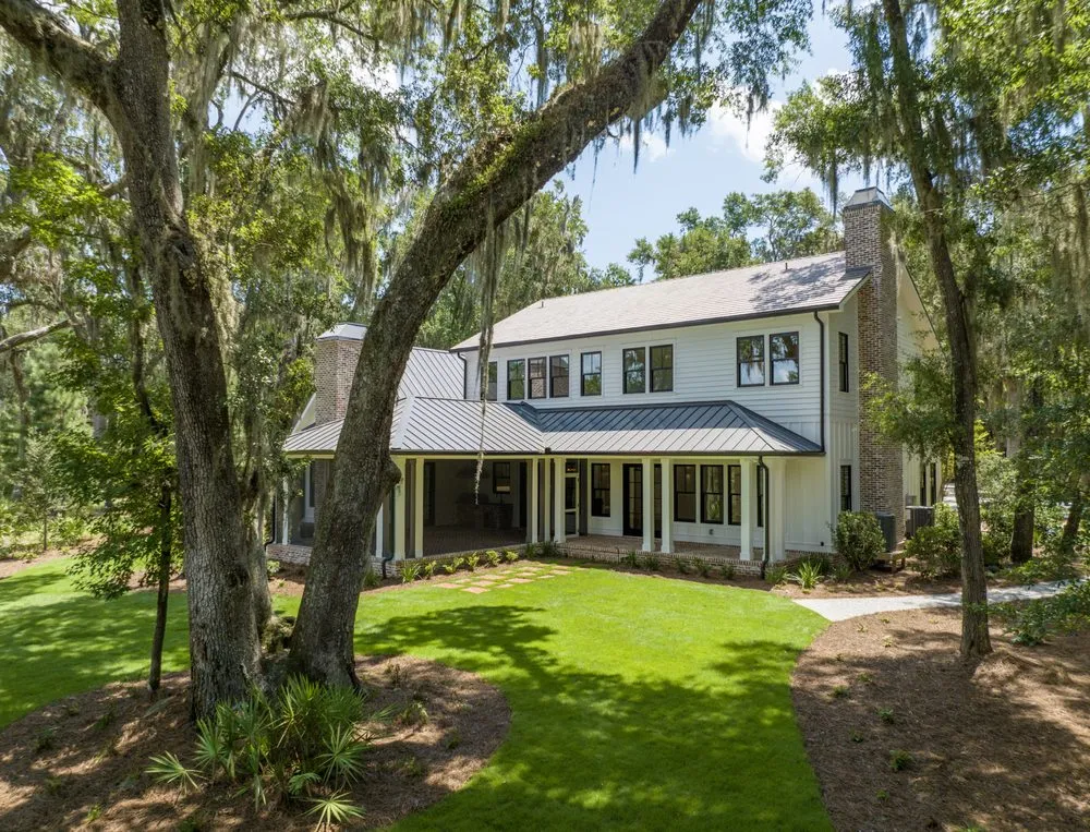 Local garden landscaping in Brunswick, GA - Carter Land Services