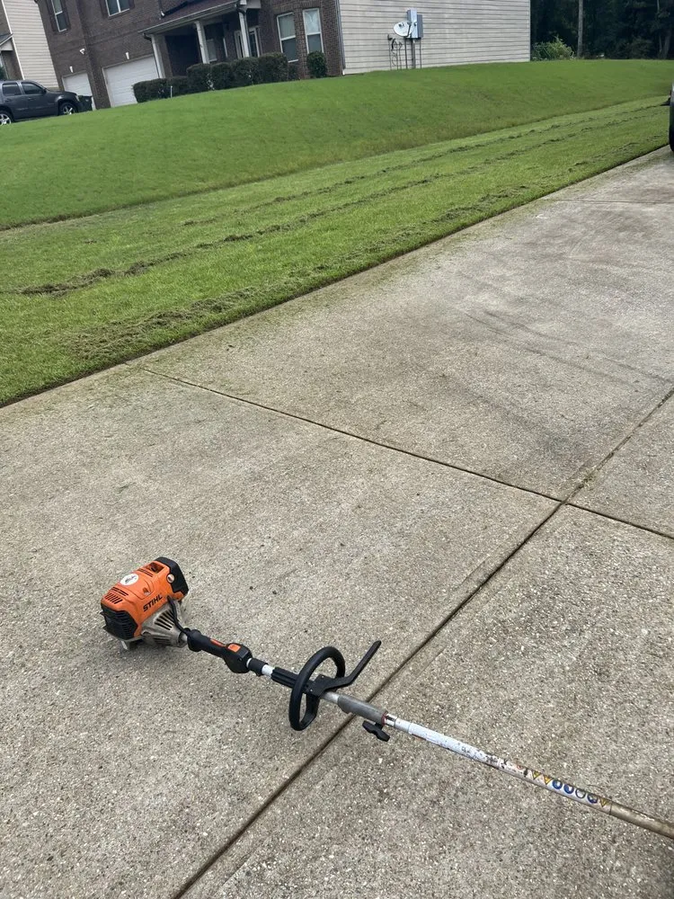 Custom garden landscaping for year-round maintenance across Phenix City, AL - Carter’s Craft