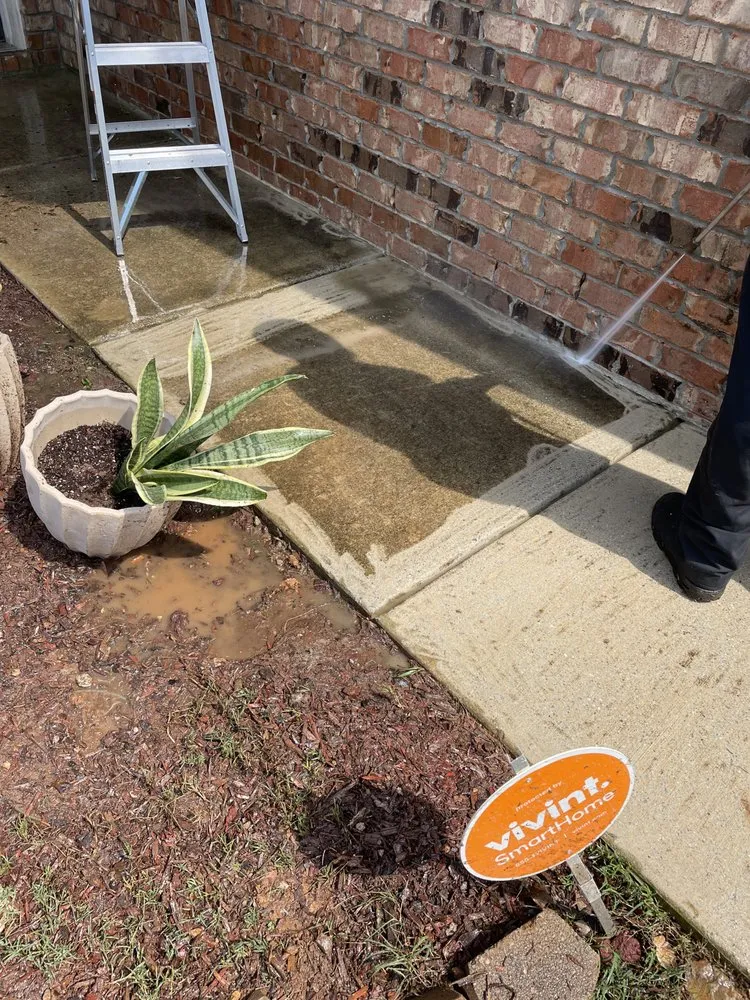 Local lawn care service in Huntsville, AL by Cartwright’s Landscape and Pressure Washing