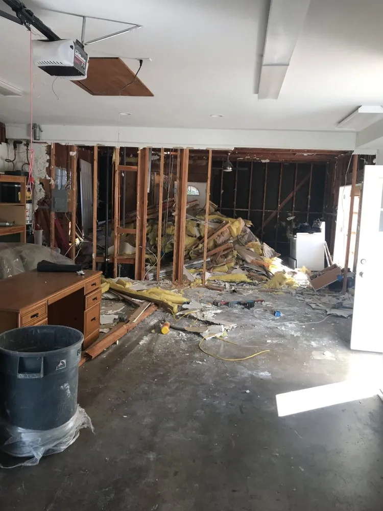 Trusted lawn care service for year-round maintenance in San Bruno, CA by Carvalho Hauling Landscaping