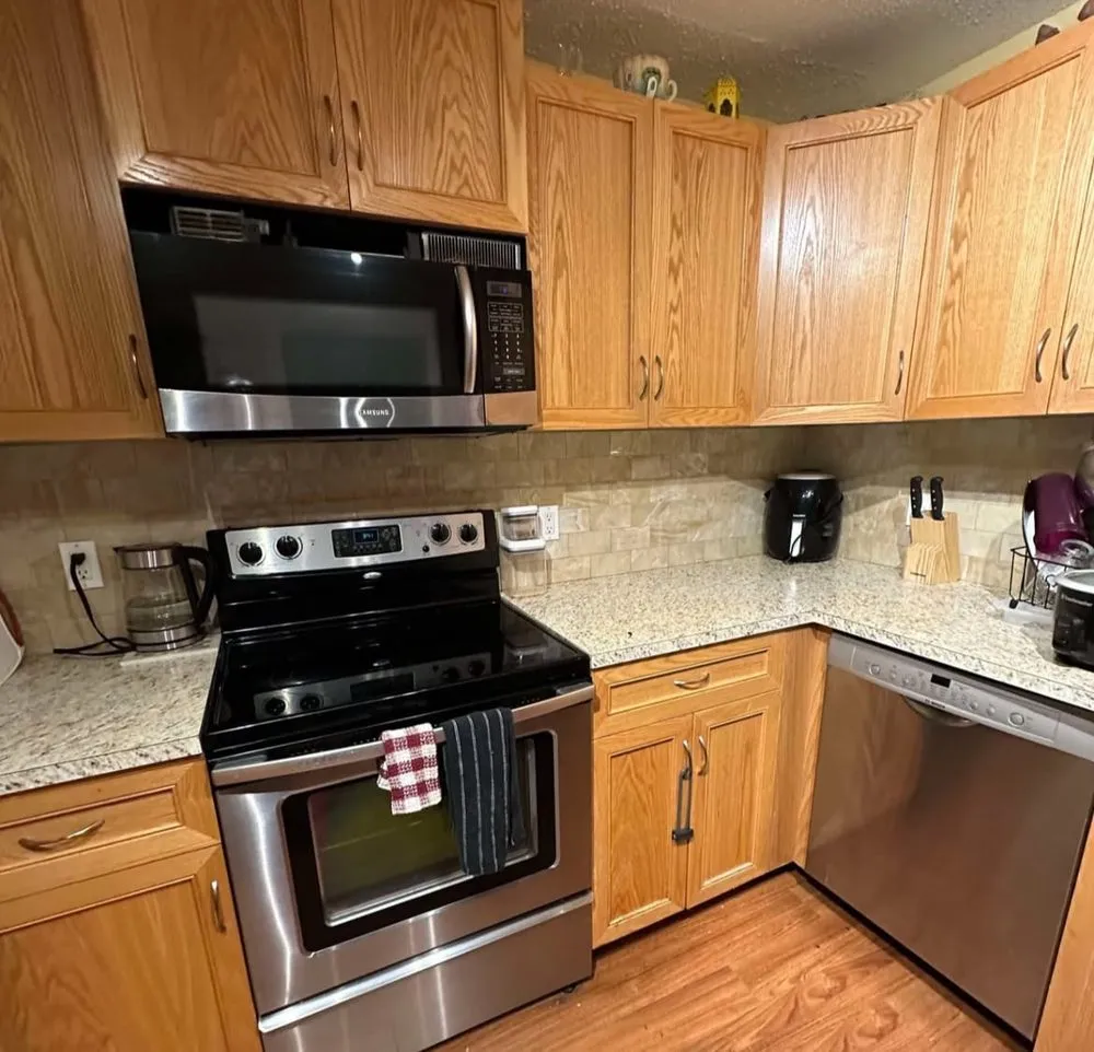 Trusted lawn mowing service experts serving Cleveland, OH - Casa Crew