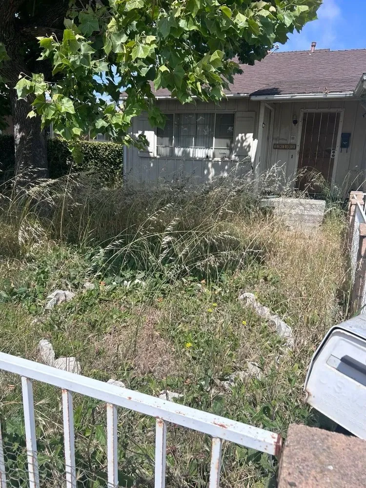 Reliable landscaping services in Compton, CA by Casa Grande Landscaping