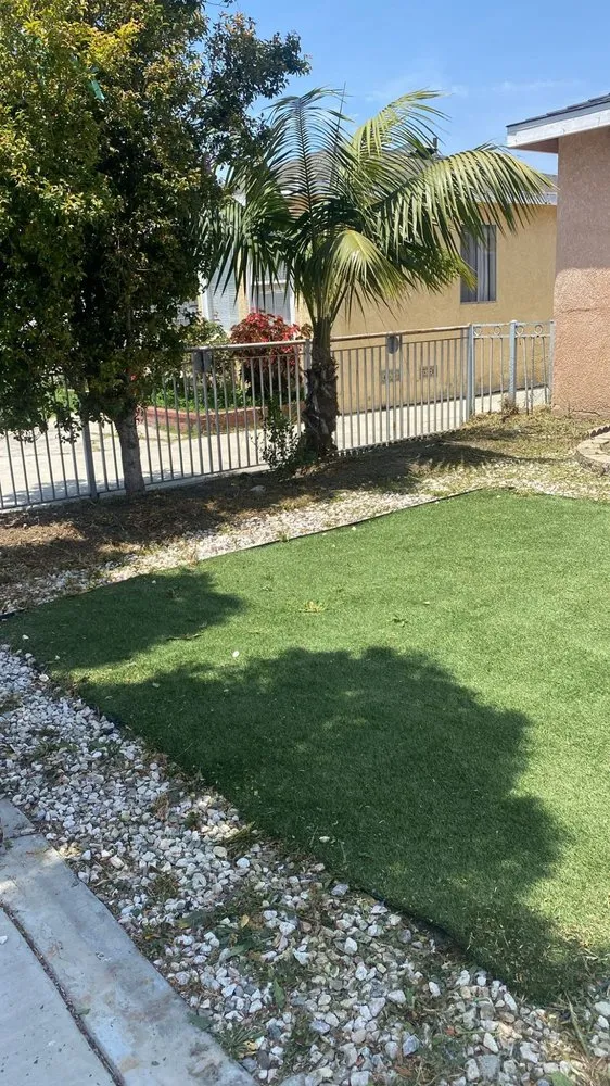 Professional landscaping services experts serving Compton, CA - Casa Grande Landscaping