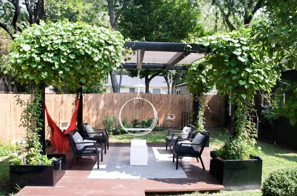 Trusted yard cleanup service in Dallas, TX by Casa Outdoor Design