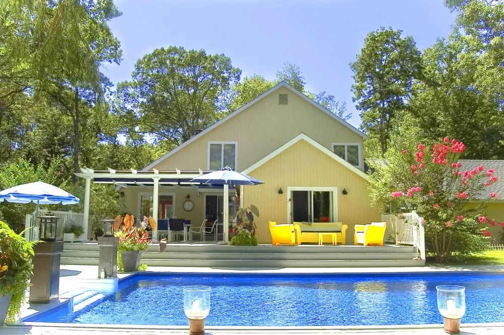 Expert landscaping services for homes in Dallas, TX by Casa Outdoor Design