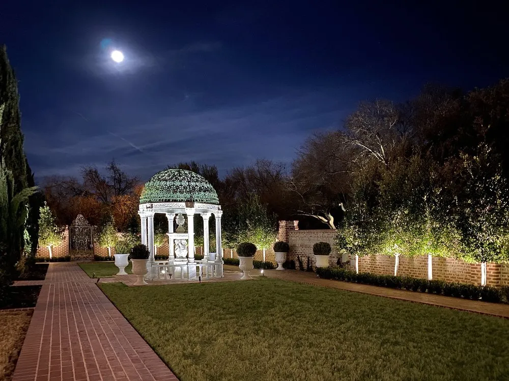 Local lawn mowing service for outdoor upgrades across Dallas, TX - Casa Outdoor Design