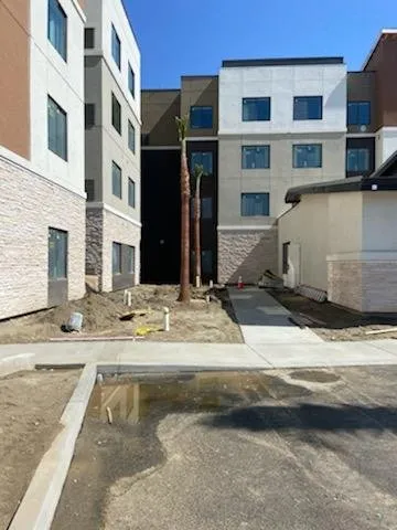 Custom lawn mowing service experts serving Pomona, CA - Casa Verde Landscape