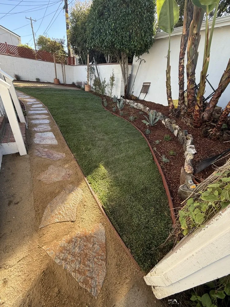 Reliable yard maintenance experts serving Torrance, CA - Casa Verde Landscaping & Garden Service