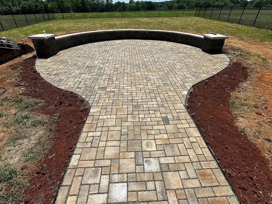 Trusted yard cleanup service for beautiful yards in Pittsboro, NC by Casa Verde