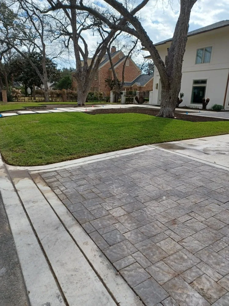 Reliable landscape installation with custom design across San Antonio, TX - Casas Lawn Service