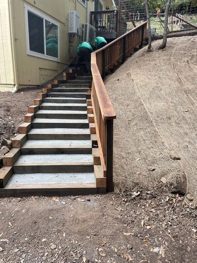 Local landscaping services experts serving Santa Rosa, CA - Cascada Landscape