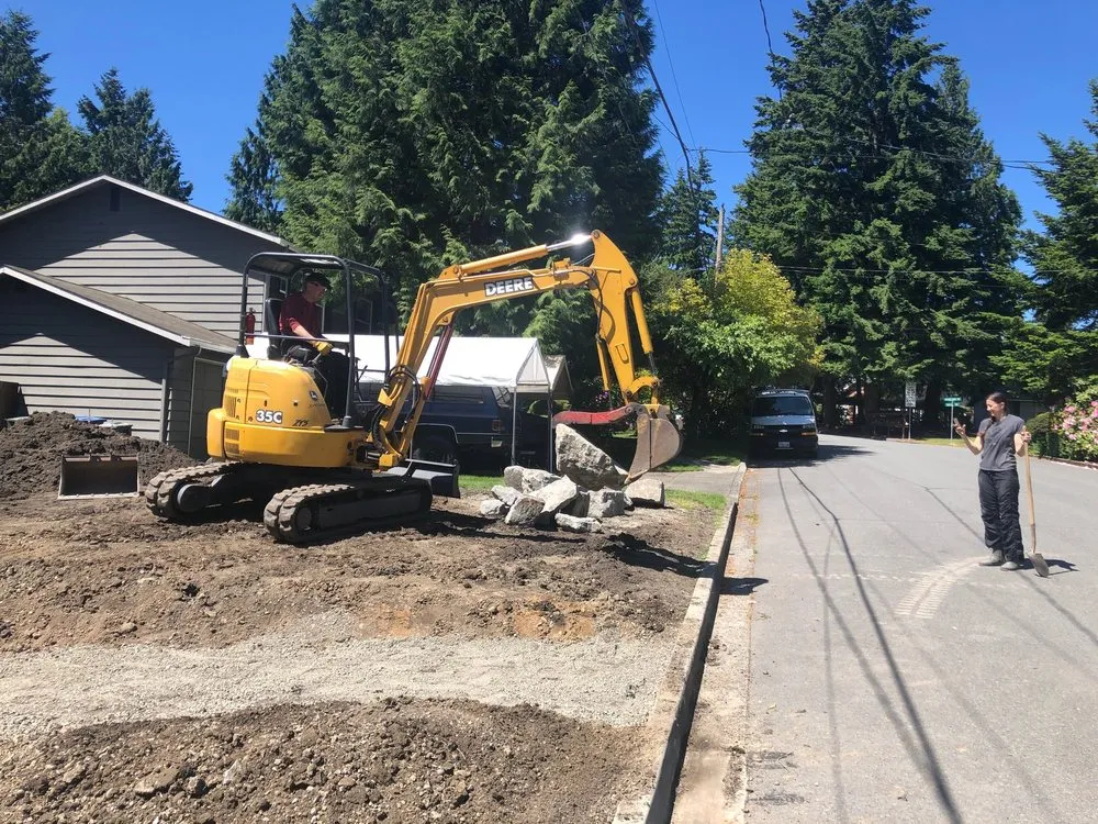 Trusted lawn care service in Issaquah, WA - Cascade Dozing