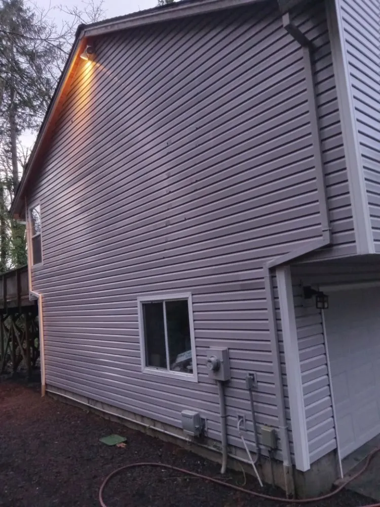 Local lawn mowing service experts serving Oregon City, OR - Cascade Land and Tree