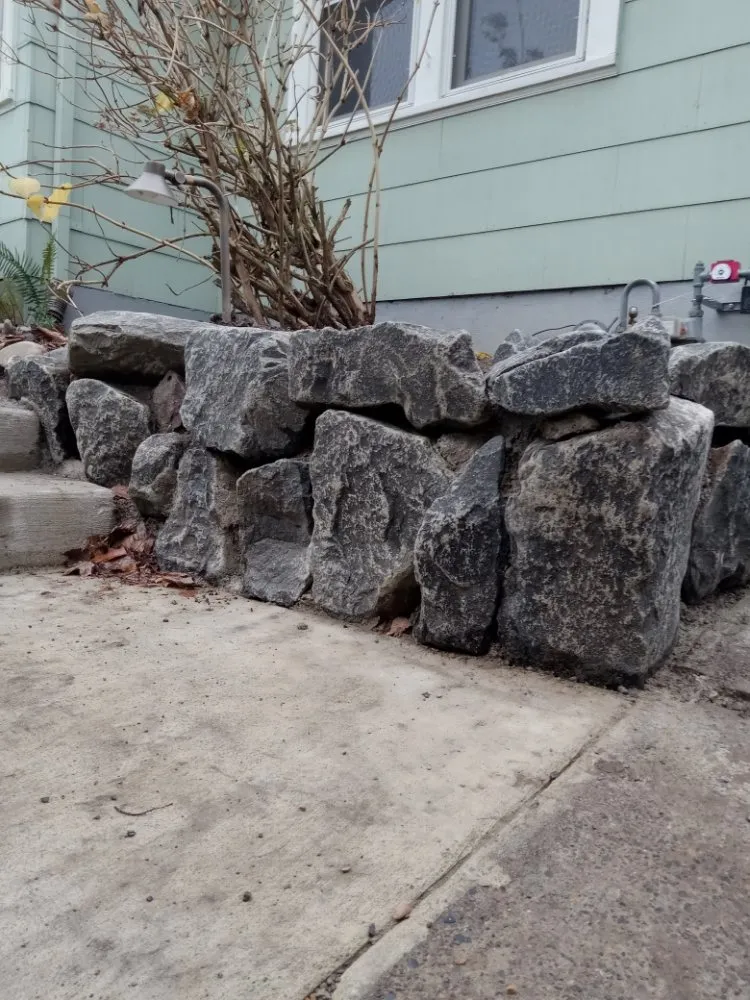 Custom outdoor landscaping in Oregon City, OR by Cascade Land and Tree