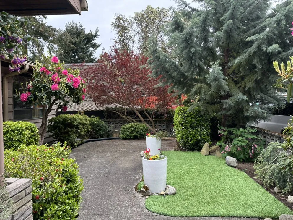 Custom lawn mowing service experts serving Lake Stevens, WA - Cascade Property Pros