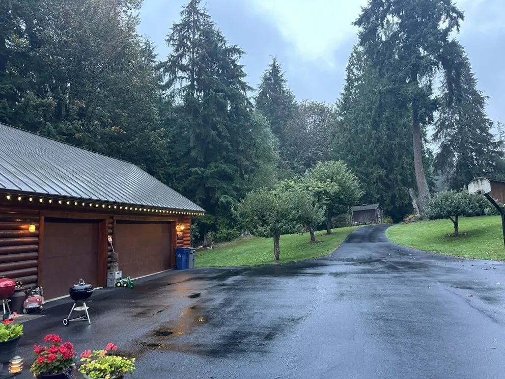 Reliable yard maintenance in Lake Stevens, WA by Cascade Property Pros