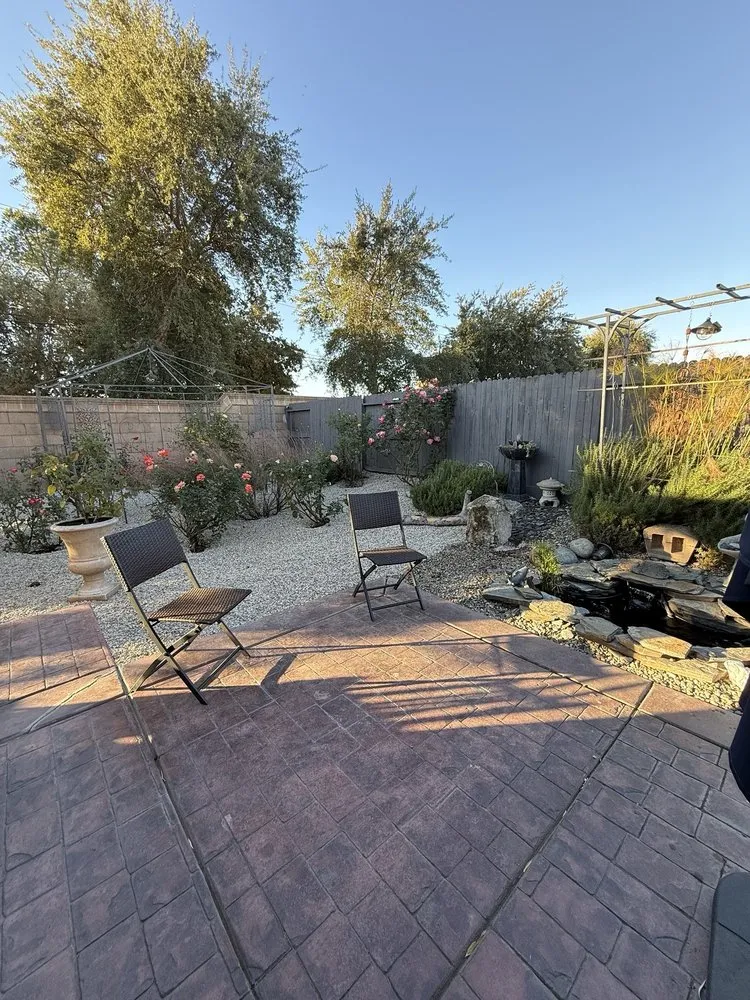 Reliable lawn mowing service experts serving Sacramento, CA - Cascade Rock