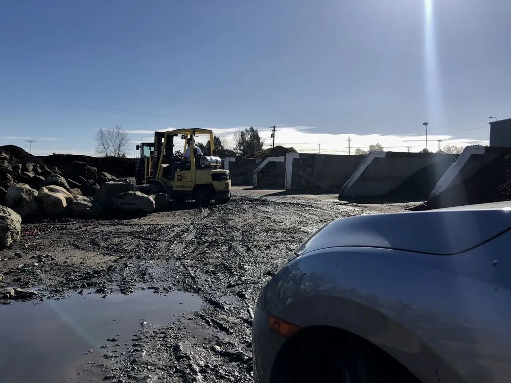 Top-rated lawn mowing service for year-round maintenance in Sacramento, CA by Cascade Rock