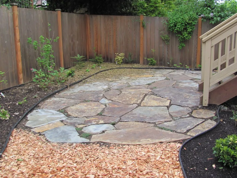 Custom garden landscaping for residential properties in Seattle, WA by Cascadia Edible Landscapes
