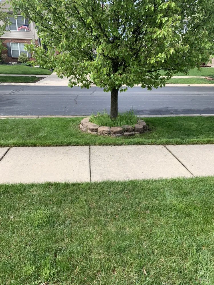 Custom garden landscaping in Waterford Township, MI by Case landscaping