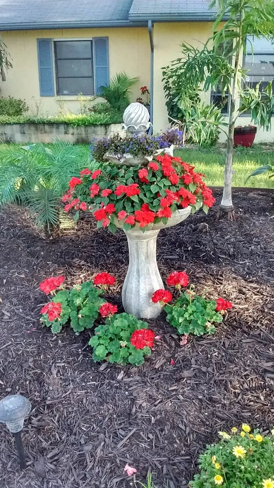 Affordable garden landscaping in Murdock, FL - Casey Key Lawn & Garden