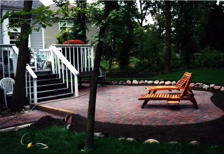 Trusted landscaping services experts serving Mundelein, IL - Casey Landscaping