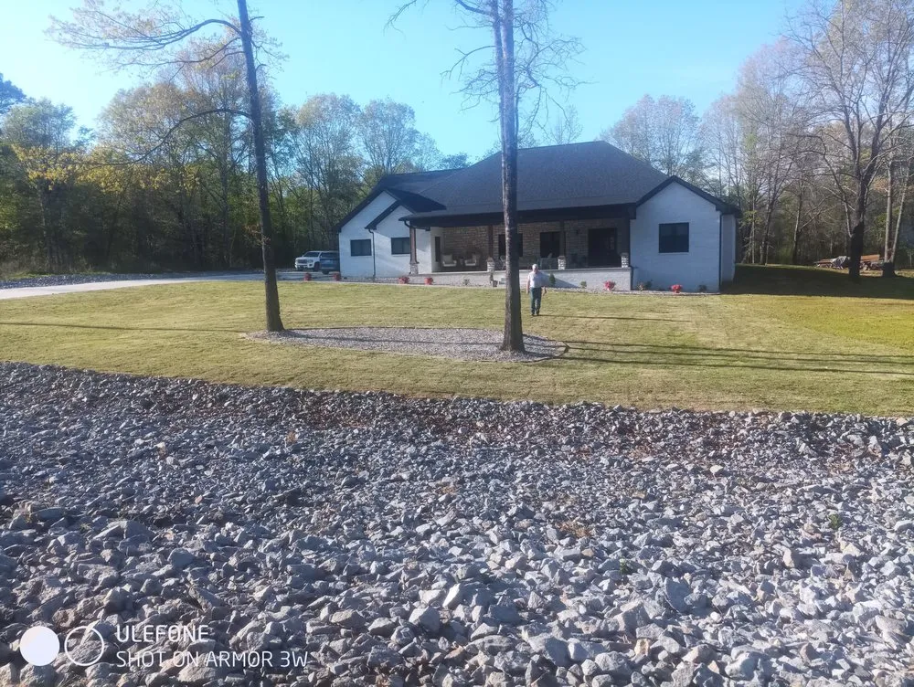 Top-rated yard maintenance in Hot Springs, AR by Casey Sheets Lawn Services