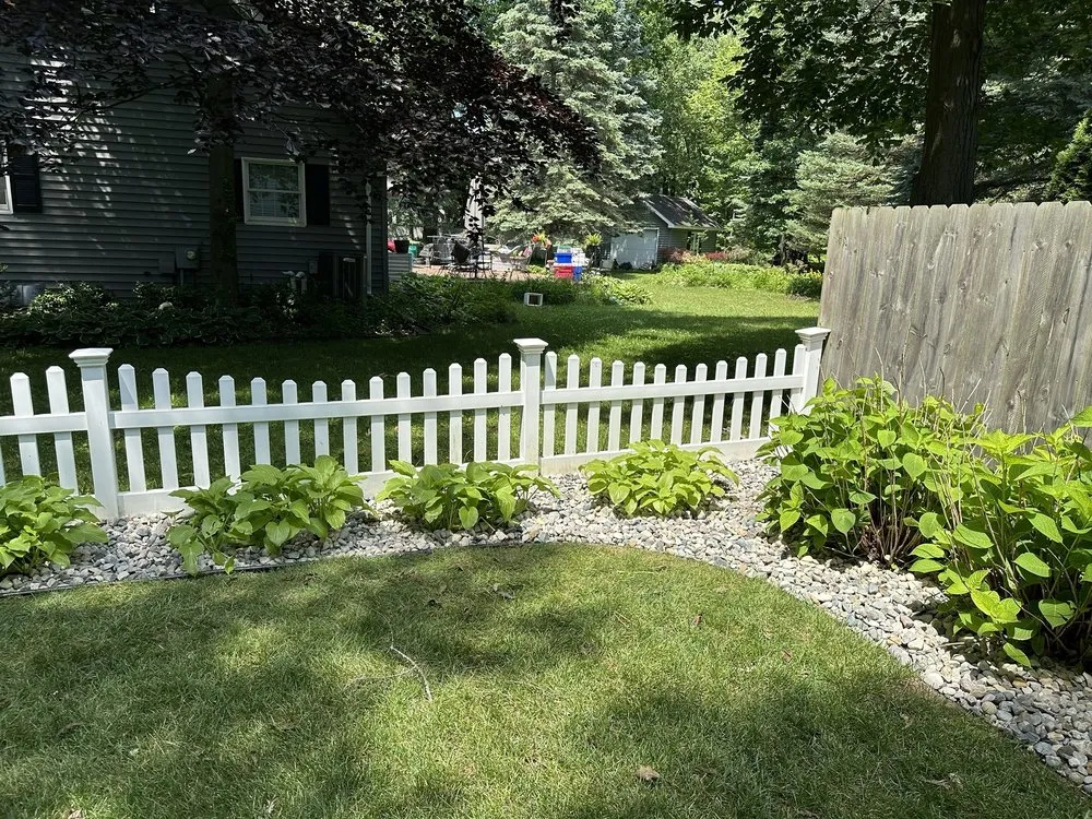 Reliable yard maintenance in Bay City, MI by Casey’s complete lawn care
