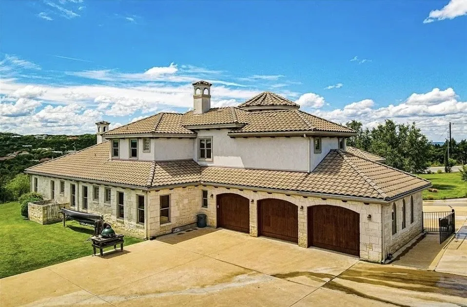 Trusted outdoor landscaping for outdoor upgrades across Pflugerville, TX - Cash White Design