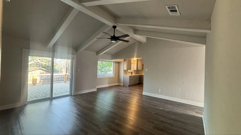 Expert outdoor landscaping experts serving Pflugerville, TX - Cash White Design