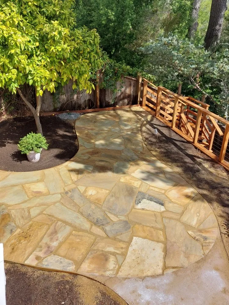 Custom lawn mowing service in Richmond, CA - Casimiro Landscaping Services