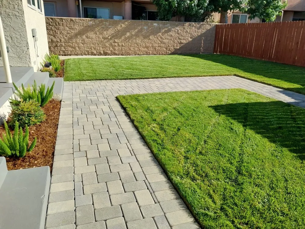 Professional garden landscaping for homes in Harbor City, CA by CasiProLands