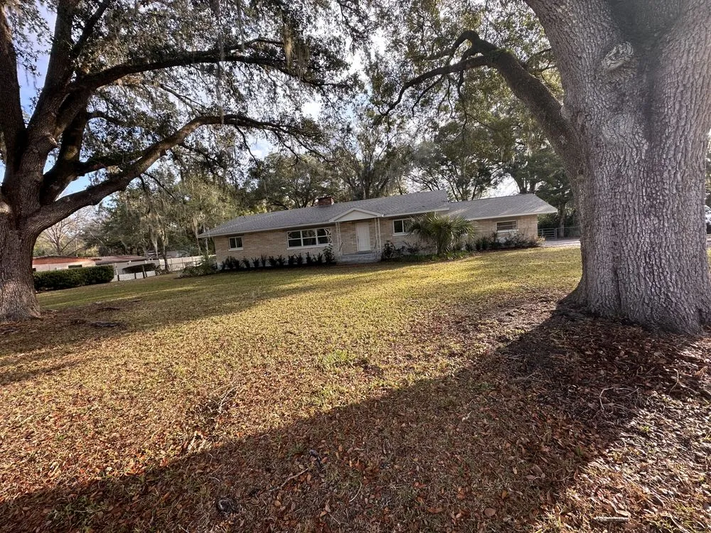 Expert landscaping services for homes across Ocala, FL - Casper Lawncare