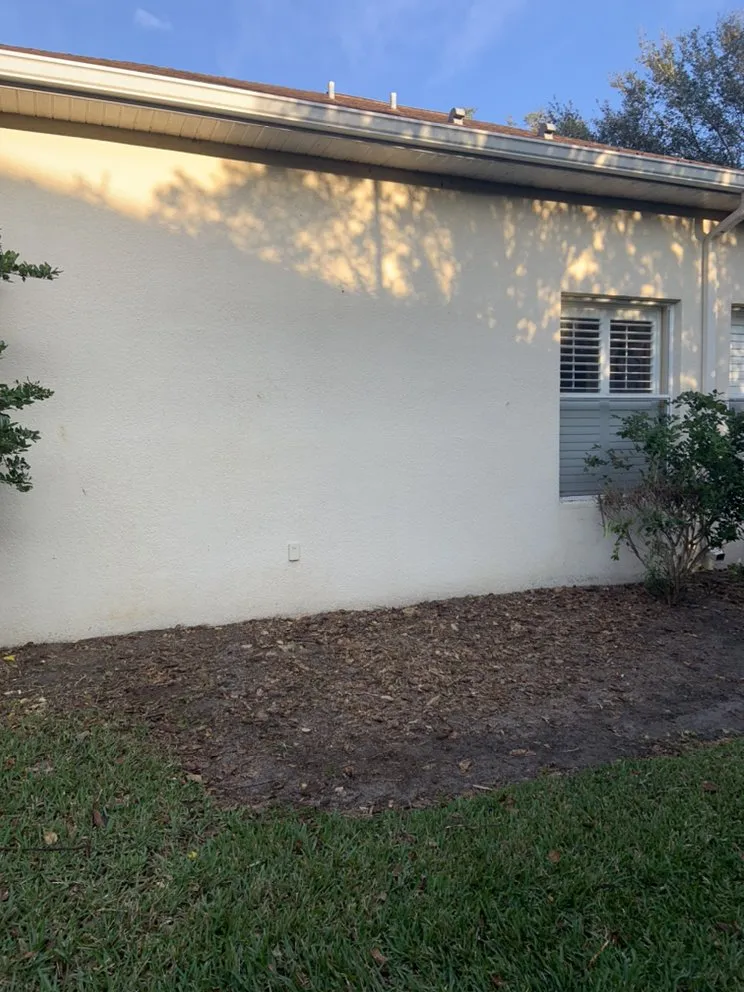 Custom outdoor landscaping for beautiful yards in Plant City, FL by Casper's Friendly Lawn Service